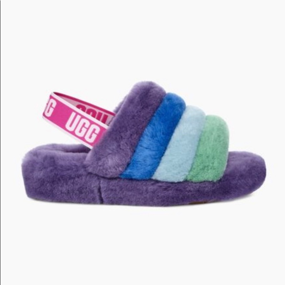 UGG PRIDE FLUFF YEAH SLIDE WM size 5 fits size 7 1/2